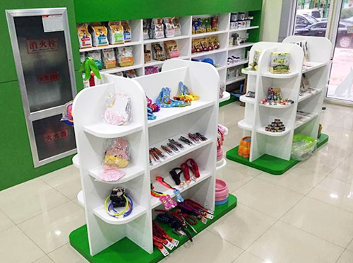 圣宠济南领秀城店产品区
